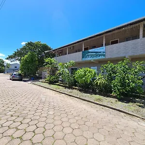 3* Casa de hóspedes Pousada Lazzaris 400 Metros Do Parque Beto Carrero